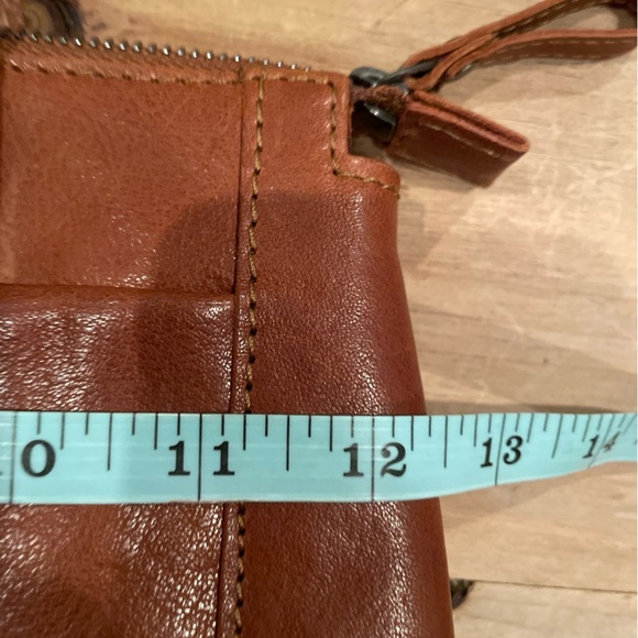 NWT Spikes & Sparrow Cognac Brandy Brown brass hdwre Leather Shoulder Bag - Picture 11 of 11